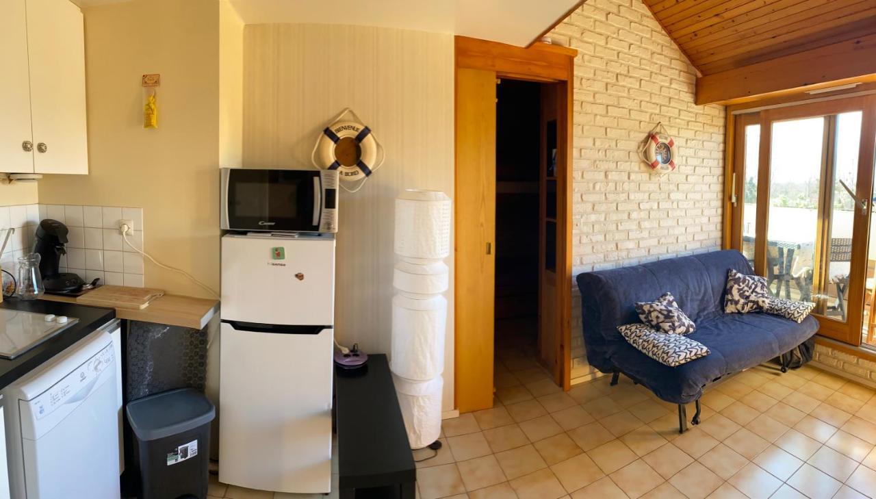 Residence Le Sporting Кабур Екстериор снимка